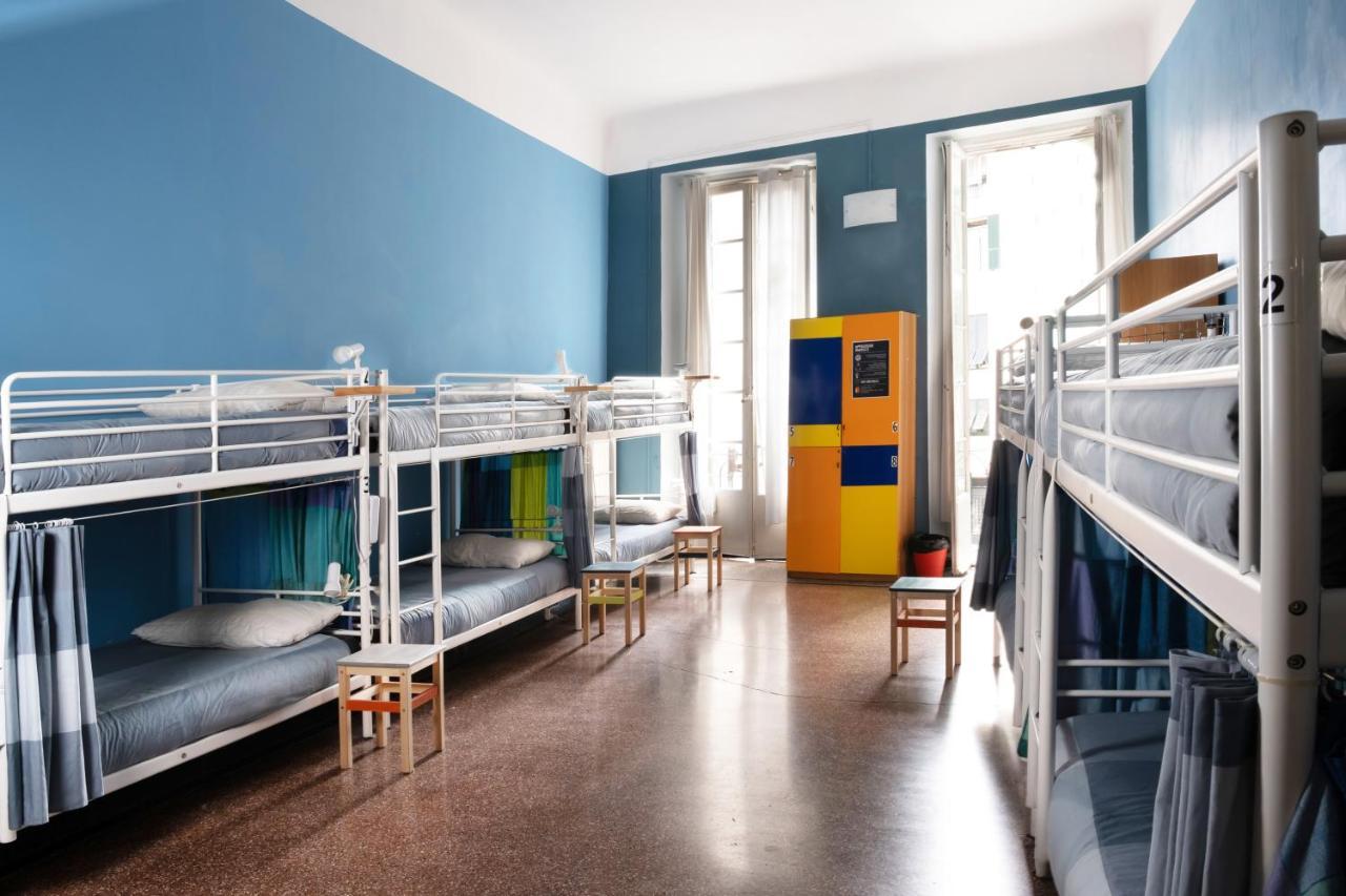 Hostel Manena Genua