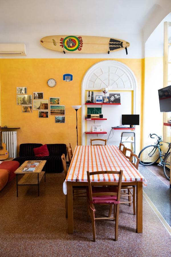 Hostel Manena *